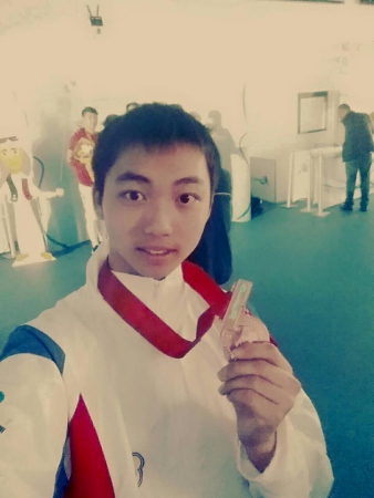 賀 蘇文憲同學榮獲2016亞洲青年暨青少年擊劍錦標賽銅牌